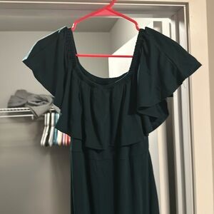 Maternity maxi dress like new